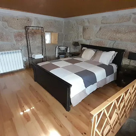 Lagar Da Silveira منزل للإقامة *